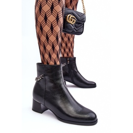 Seastar Alacsonyan rágcsált női bőrcsizma fekete lánccal 2