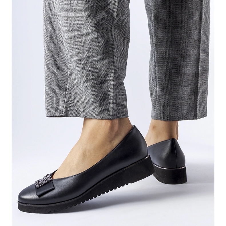 Fekete balettlapok masnival az éken 1