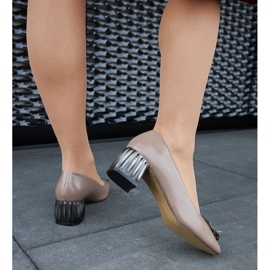 Barna pumpák négyzet alakú orrral 1