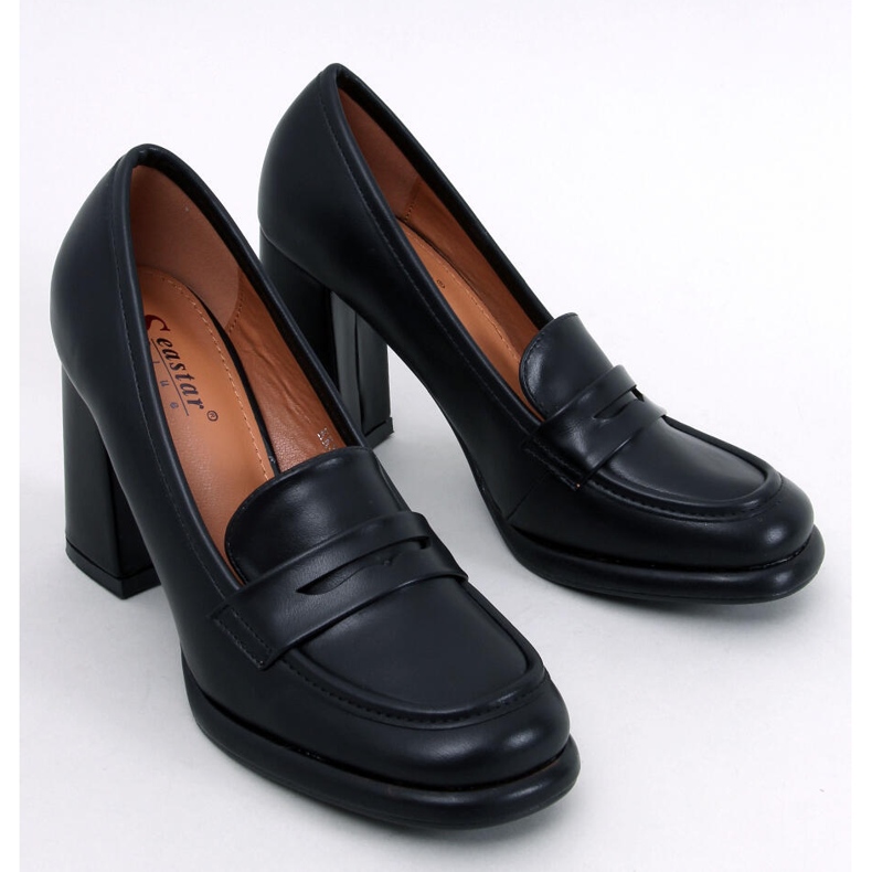 Trevia fekete tűsarkú pumpák 1