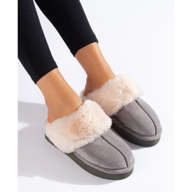 Bolyhos szürke puha játékok a Shelovet platformon 1