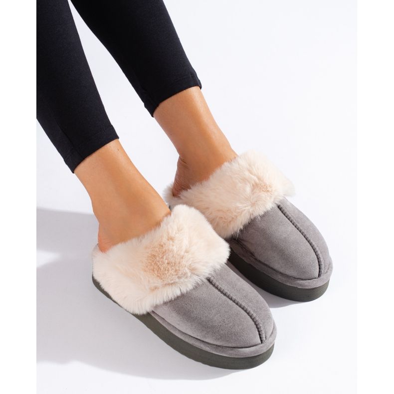 Bolyhos szürke puha játékok a Shelovet platformon 1