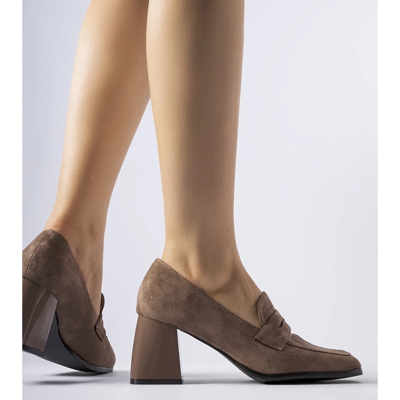 Barna pumpák patent Mill sarokkal 1