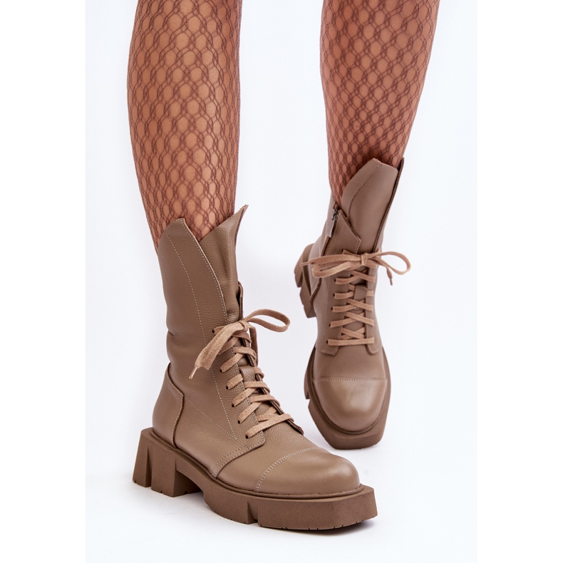 Női bőrmunkás bokacsizma masszív lapos sarkon Zazoo 976A sötét bézs 1