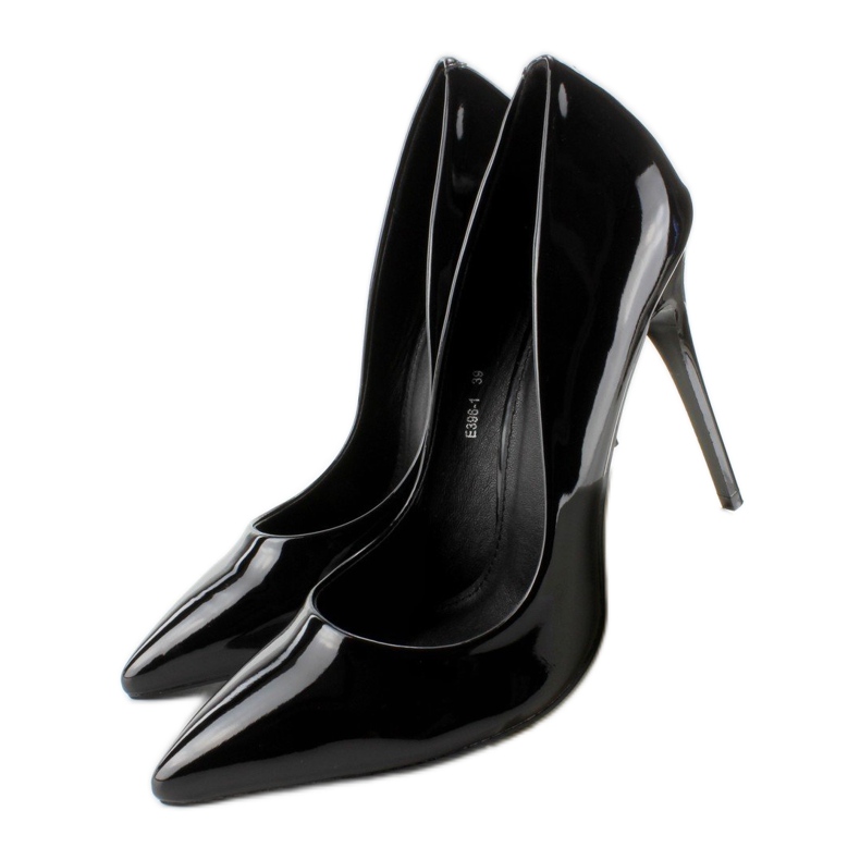 Sima lakkozott E396 fekete csapok 1