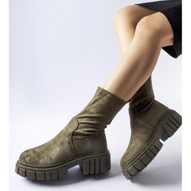 Zöld Montefusco öko-velúr felbújós bokacsizma 1