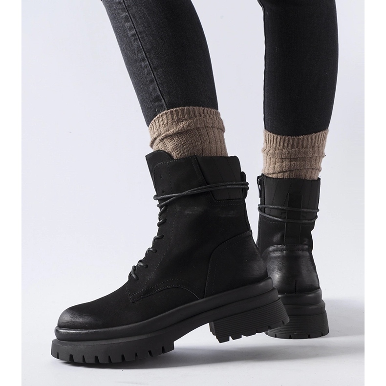 Fekete Vadnais csizma, kopott orrral 1