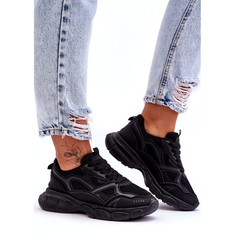 Női fekete sportcipő 2