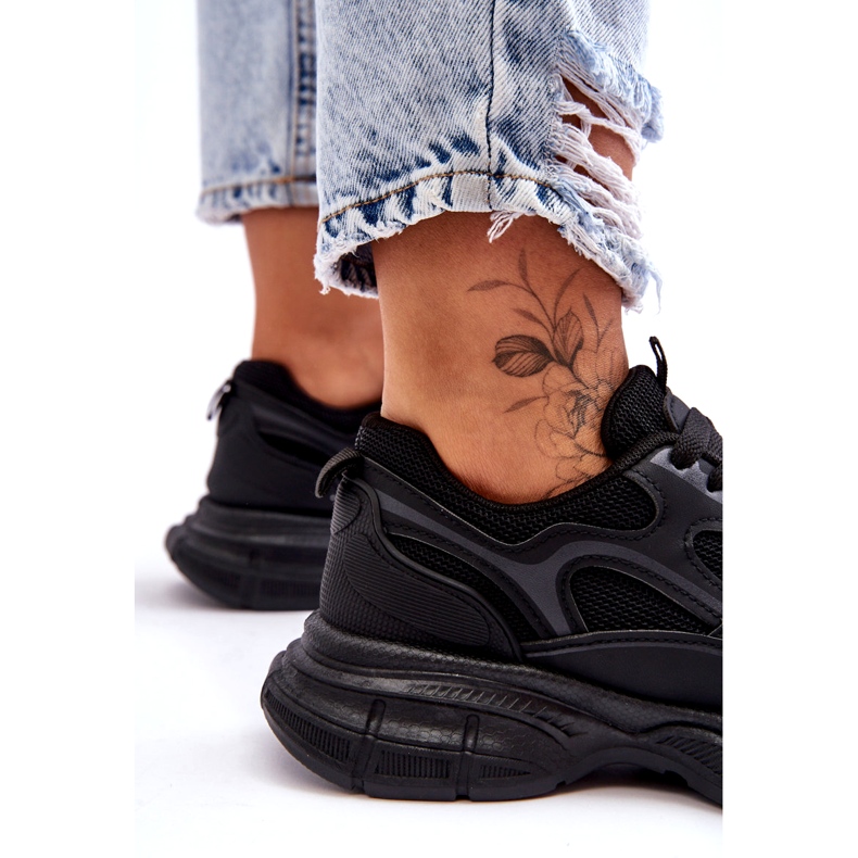 Női fekete sportcipő 5