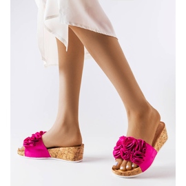 A márka rózsaszín szandálja Estella 2