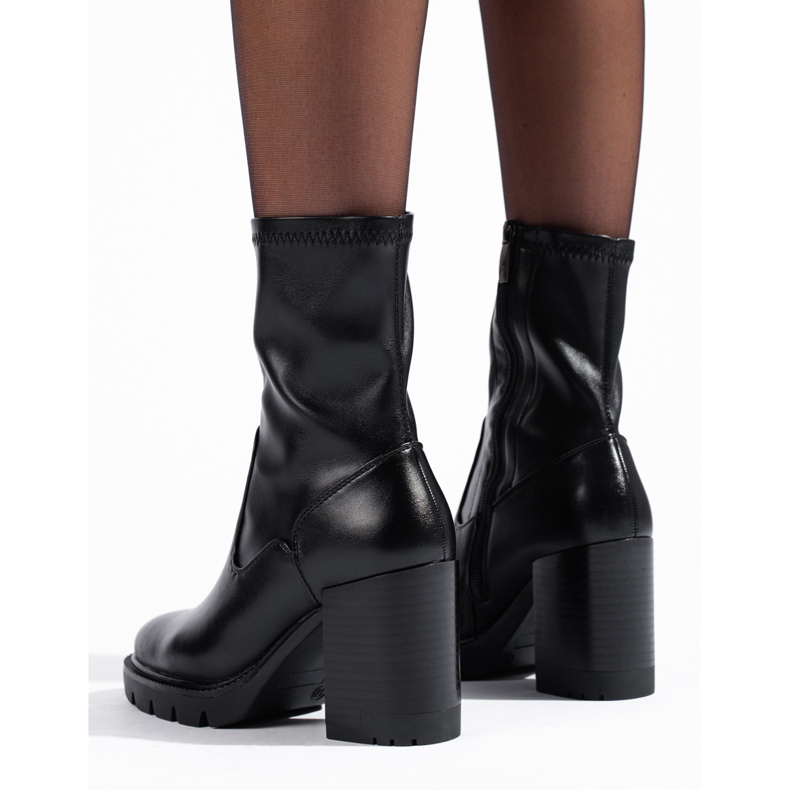 W. Potocki Elegáns fekete női bokacsizma a Potockitól 1