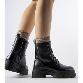 Fekete munkáscsizma vastagabb Melicucca talppal 1