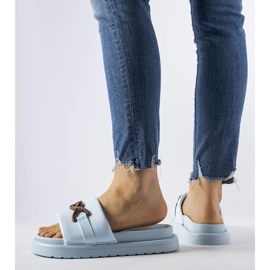 Frédérique kék platformú papucsok 2