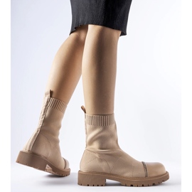 Barna zoknis bokacsizma strasszokkal a Vail márkától 1