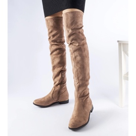 Hosszú barna, meleg, öko-velúr Elwira csizma 1