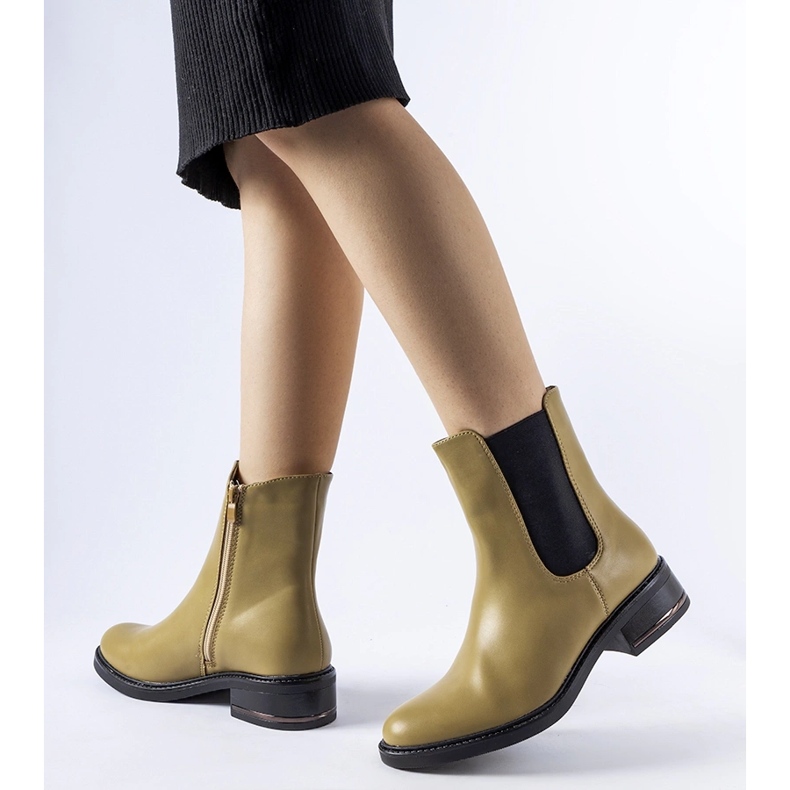 Olíva szigetelésű klasszikus Bagnoro bokacsizma zöld 1