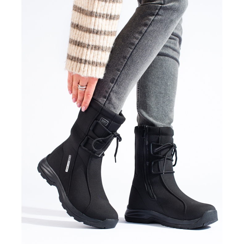 Női trekking cipő DK báránybőr kabáttal fekete 1