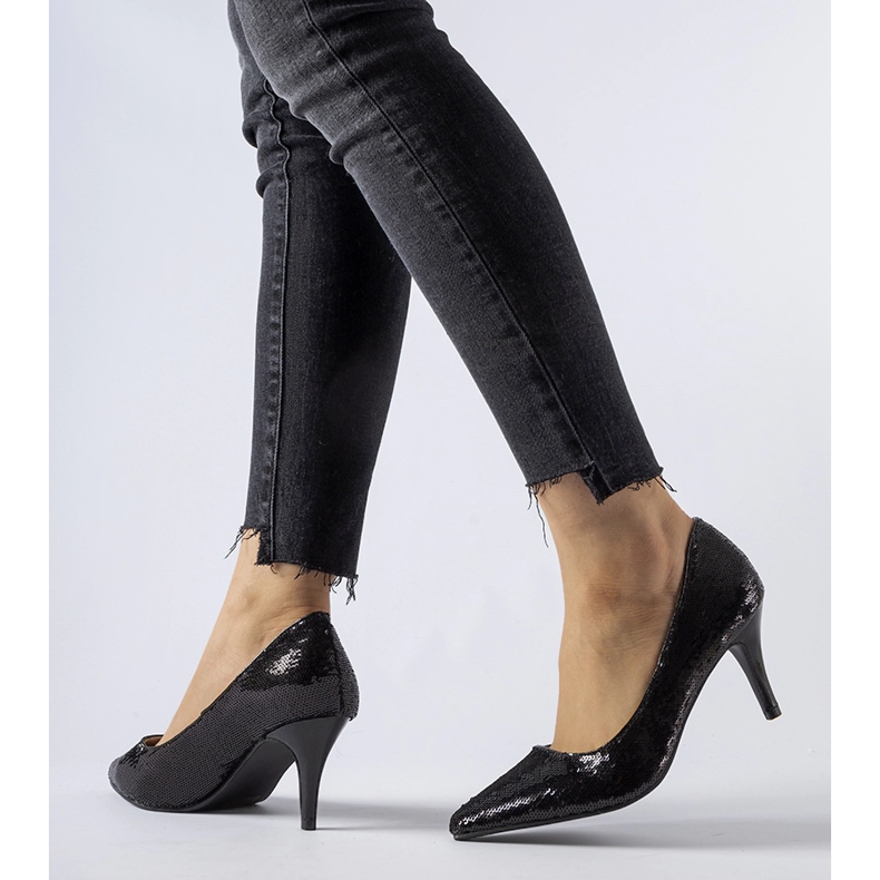 Fekete flitteres Ernesto magassarkú pumpák 2