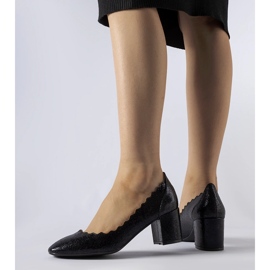 Fekete Remanzacco magas sarkú pumpák 1