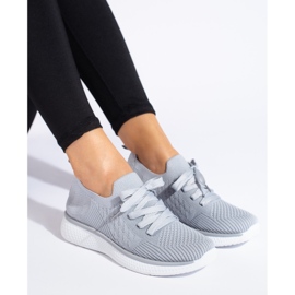 Szürke fűzős sportcipő 1