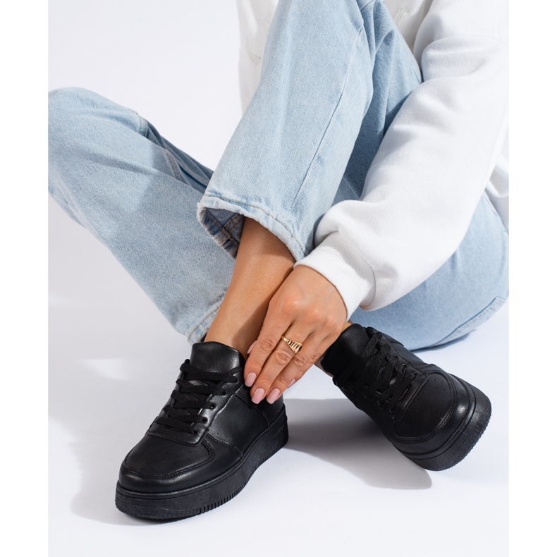 Fekete Shelovet női tornacipő 1