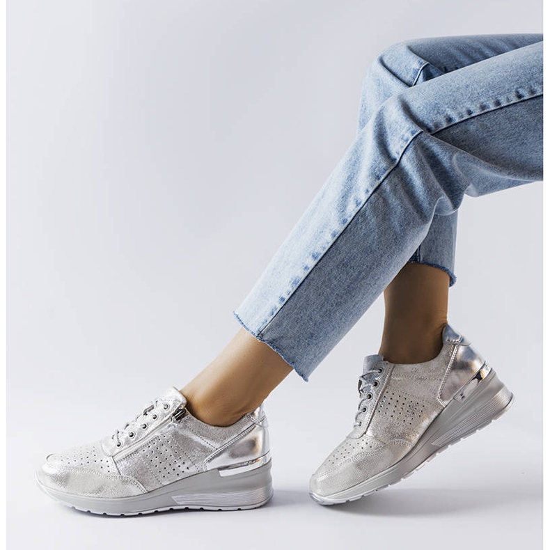 Goodin Jazzar ezüst áttört bőr cipő 1