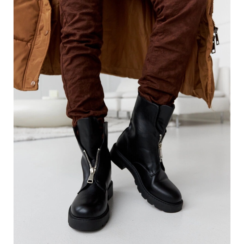 Fekete szigetelt bokacsizma Oakdale cipzárral 2