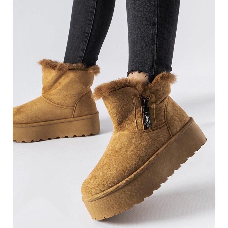 Barna hócsizma Points platformmal 1