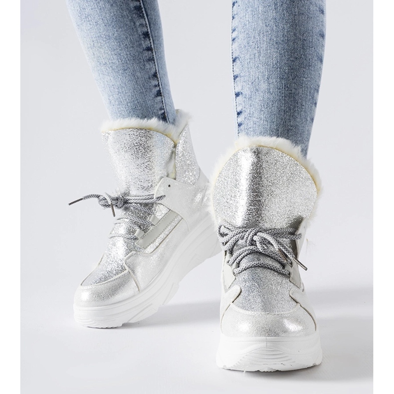 Fehér és ezüst szigetelésű Stringer hócsizma 1