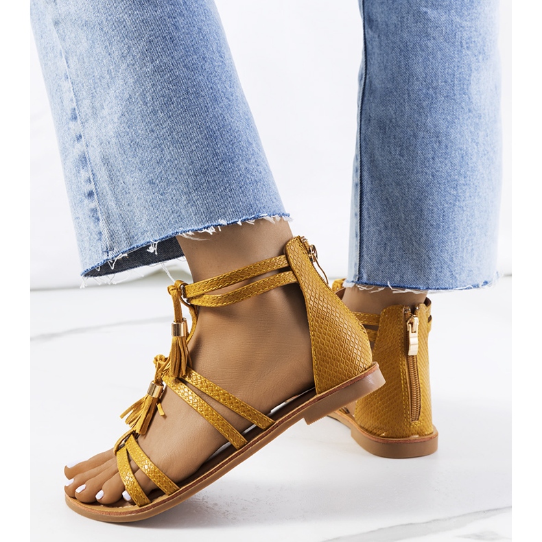 Sárga Mantila női szandál 1