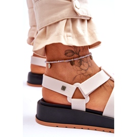 ZAXY női vegán tépőzáras szandál JJ285015 világos bézs 3