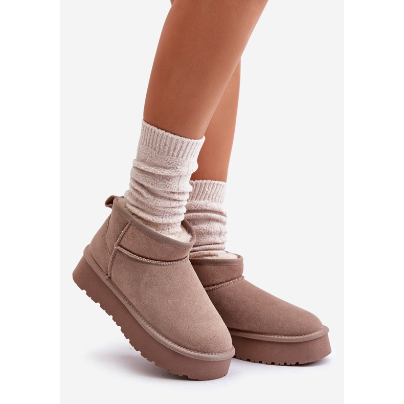 Divatos Khaki Nucca Suede Low Snow csizma bézs 2