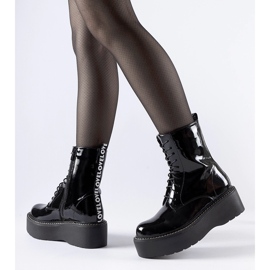 Fekete szabadalmi munkások a Leos platformon 1