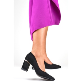 Fekete női velúr magas sarkú pumpák 1