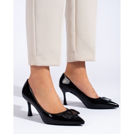 Vinceza női pumpák fekete díszítéssel 2