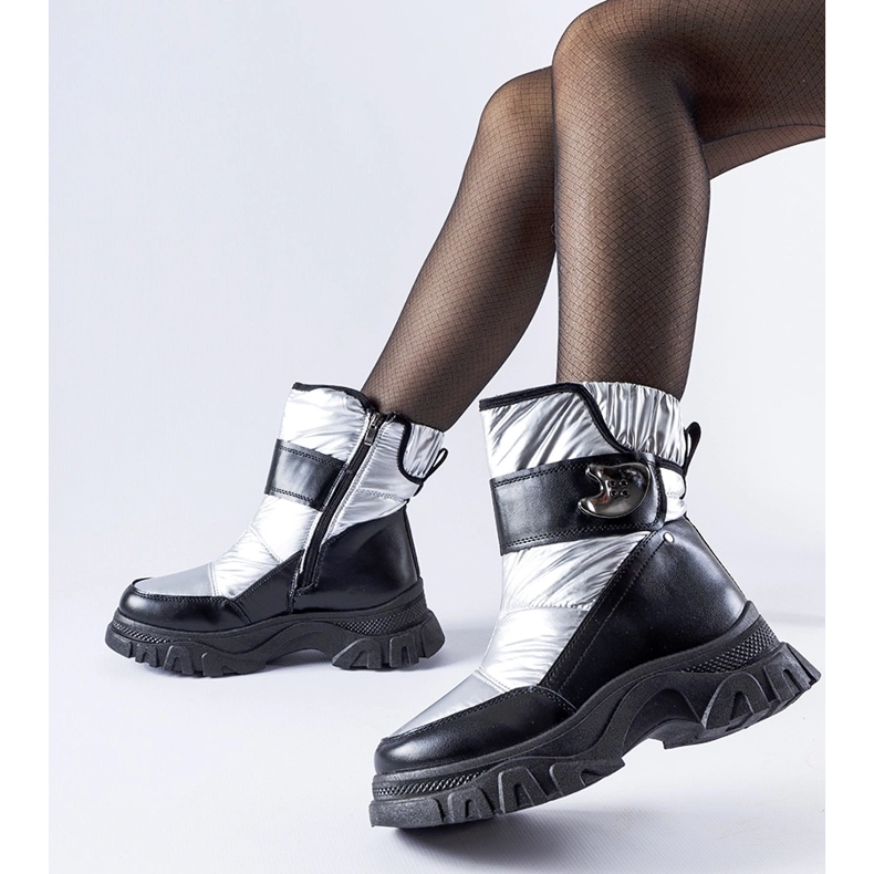 Fekete és ezüst szigetelésű Carta hócsizma 1