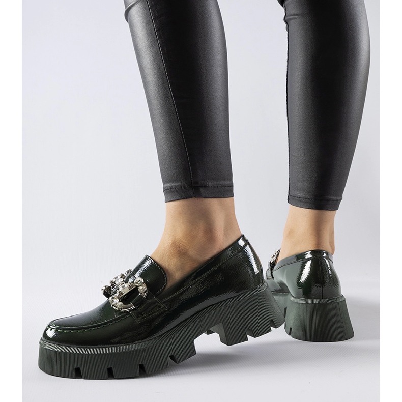 Zöld lakkozott naplopók Cezet strasszokkal 1