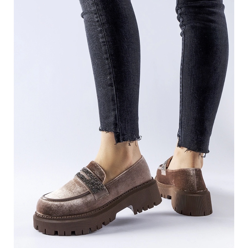 Barna naplopók Longuelo strasszokkal díszítve bézs 1