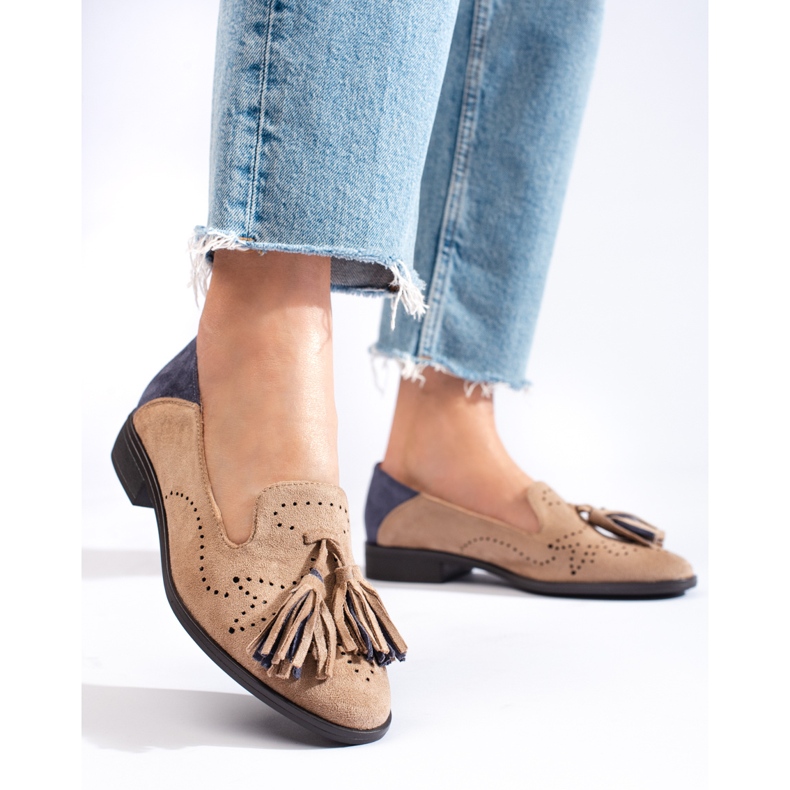 Daszyński áttört bézs velúr mokaszinjai 1