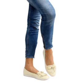 Pasztell naplopók sárga rojtokkal 1