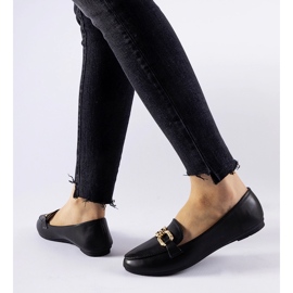 Fekete mokaszinok Sovera csattal 1