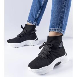 Fekete magasszárú Vigatto tornacipő 1