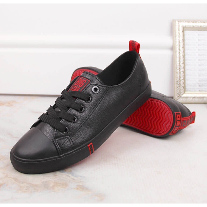 Alacsony felső eko bőr fekete Big Star GG274007 1