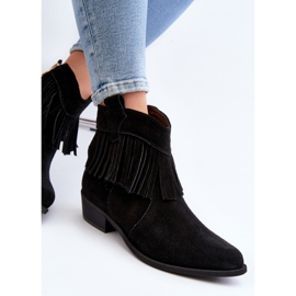 Zazoo 3430 női velúr csizma rojtokkal, fekete 1