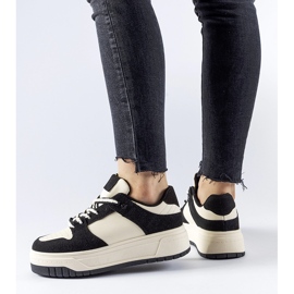 Fekete tornacipő a Crim platformon 1