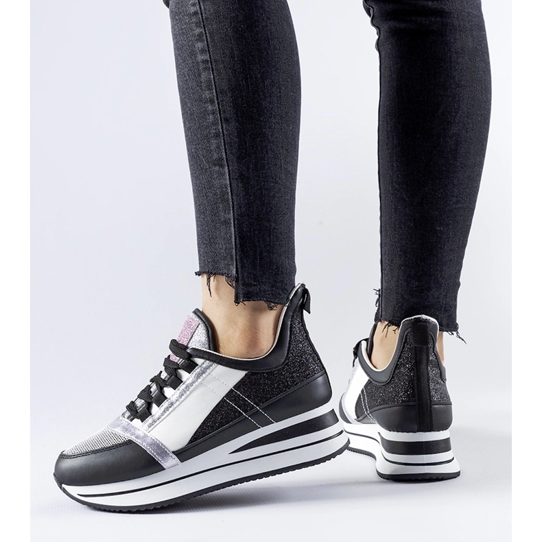 Fekete csillogó tornacipő a Marce platformon 1