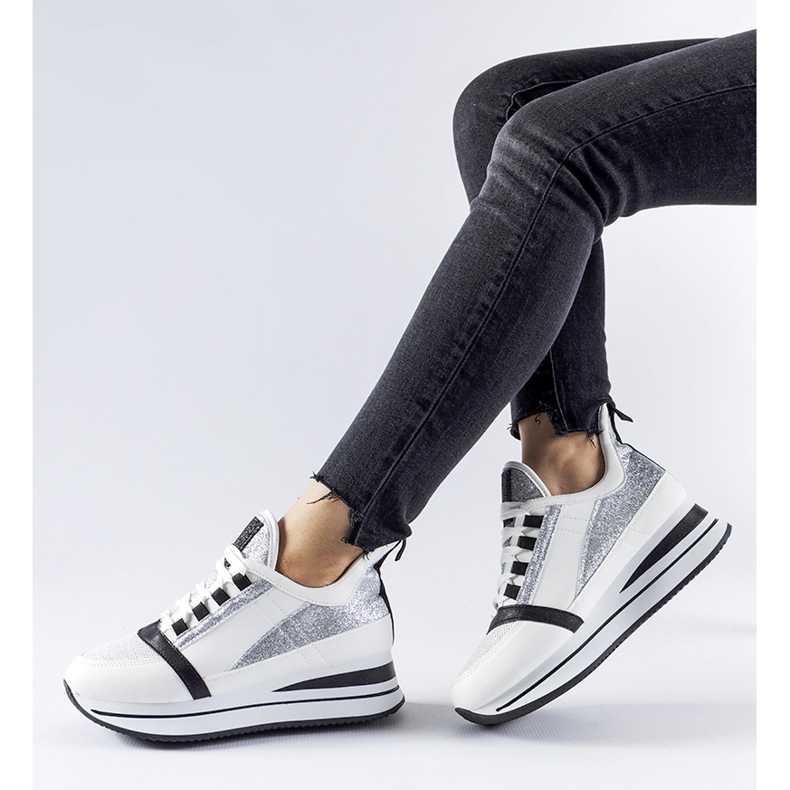 Fehér csillogó tornacipő a Marce platformon 1