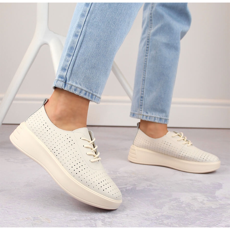 Női bőr áttört fűzős cipő, bézs, Sergio Leone SP018 2