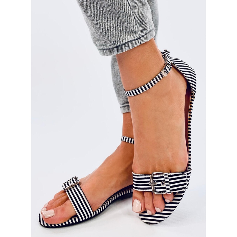Ditty Black csíkos szandál - 2. minőség fehér 2