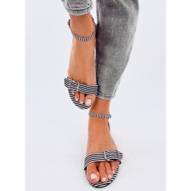 Ditty Black csíkos szandál - 2. minőség fehér 1